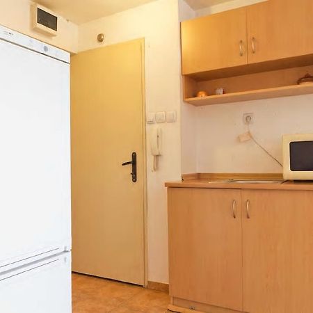 Stay Nexus Near Airport Sofia Luaran gambar
