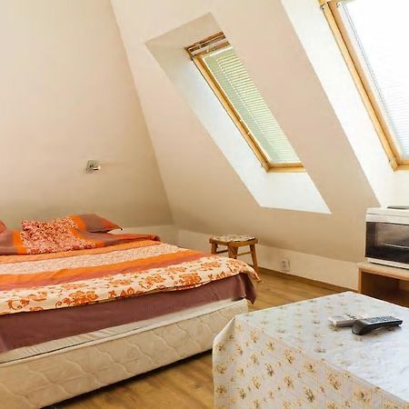 Stay Nexus Near Airport Sofia Luaran gambar