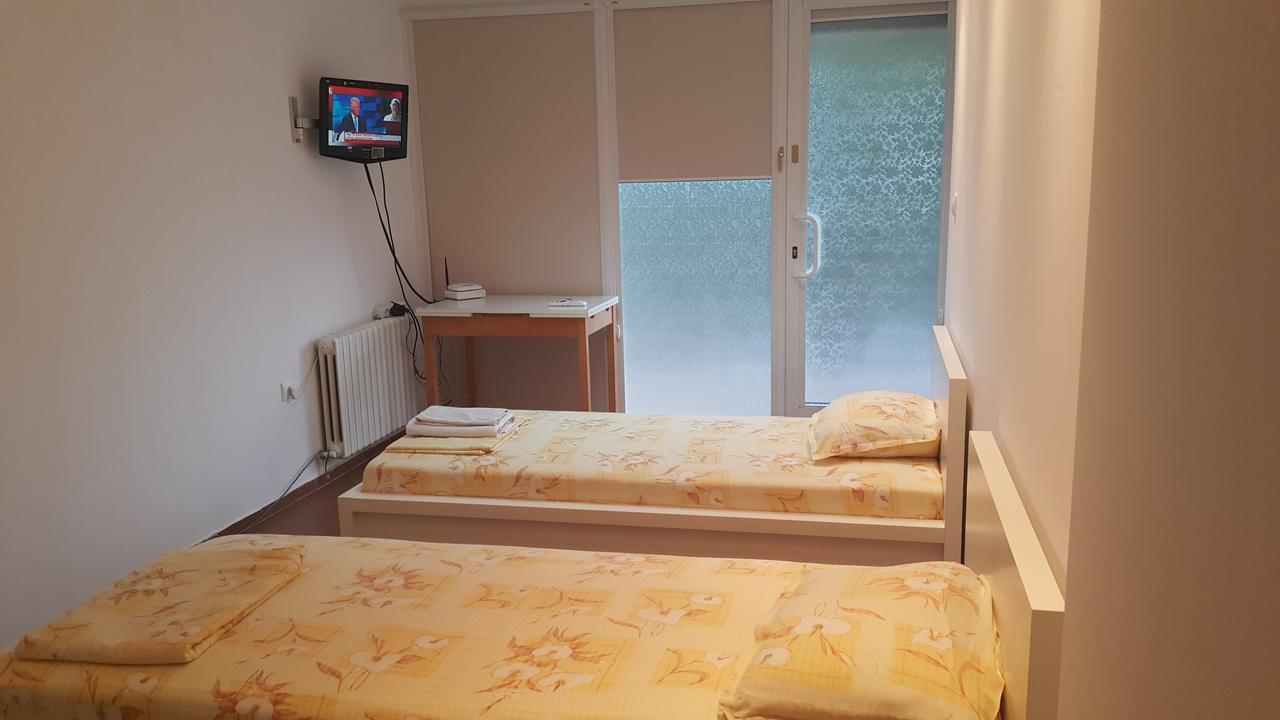 Stay Nexus Near Airport Sofia Luaran gambar