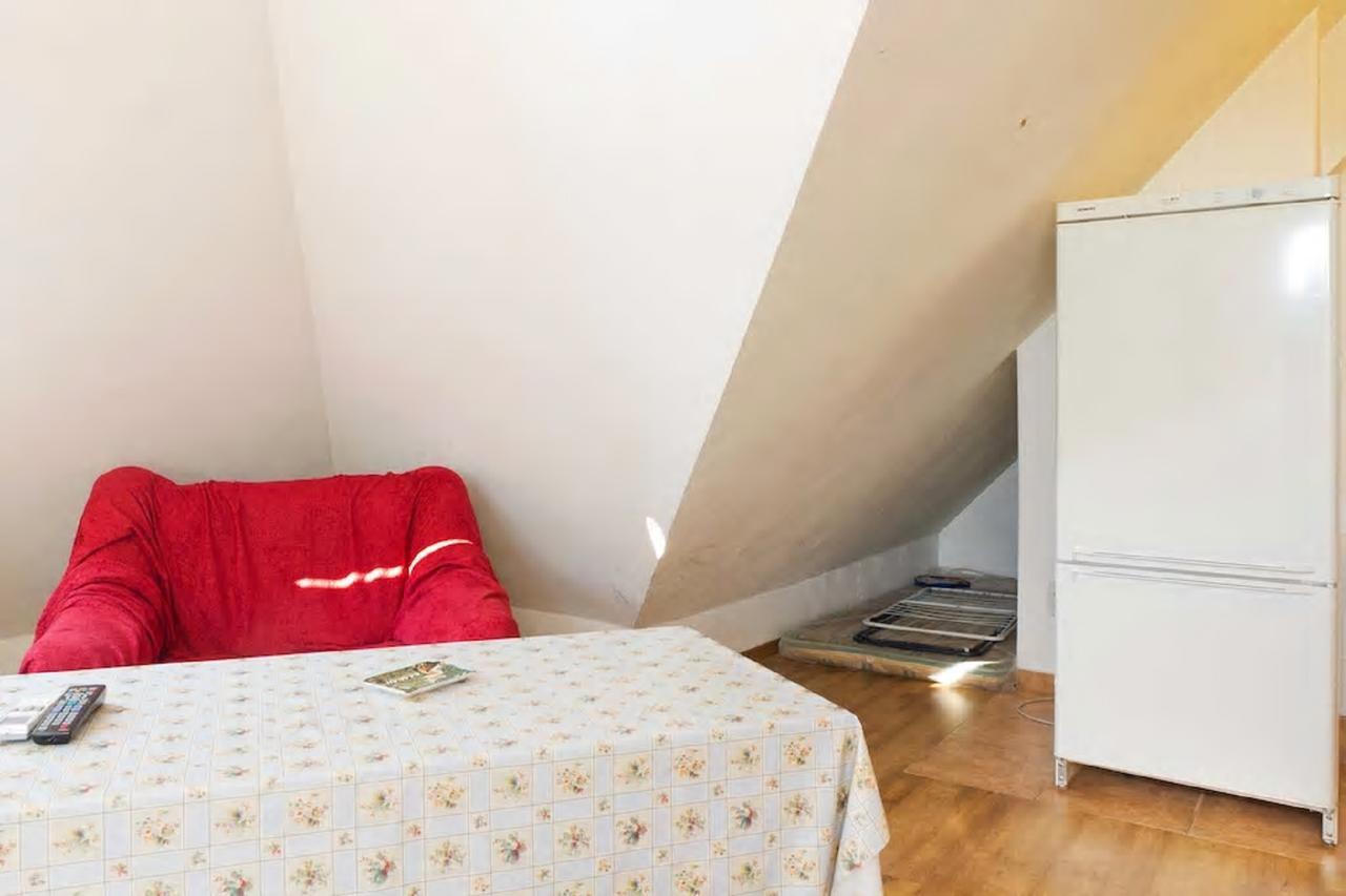 Stay Nexus Near Airport Sofia Luaran gambar